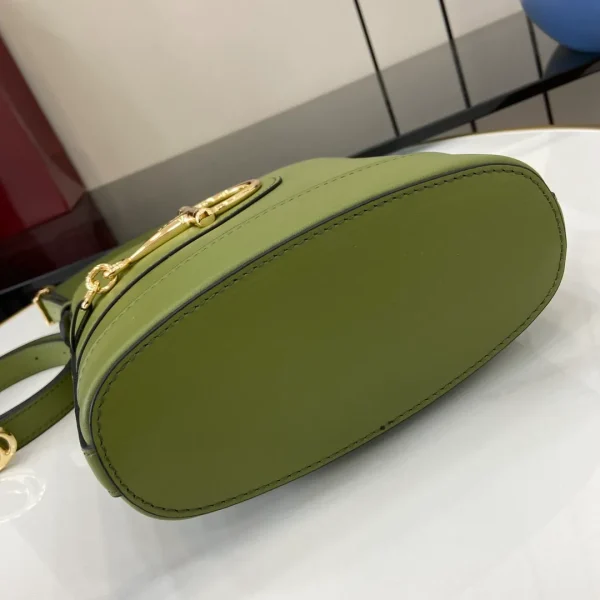 Gucci 73 small bucket bag - Image 6