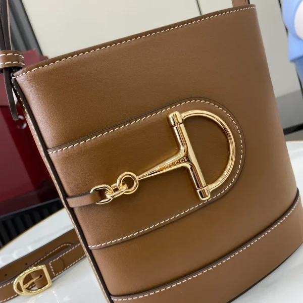 Gucci 73 small bucket bag - Image 7