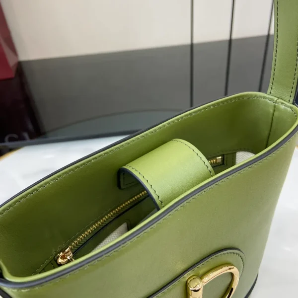 Gucci 73 small bucket bag - Image 9