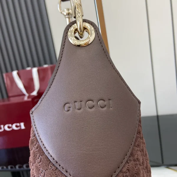 Gucci B large shoulder bag - Image 10