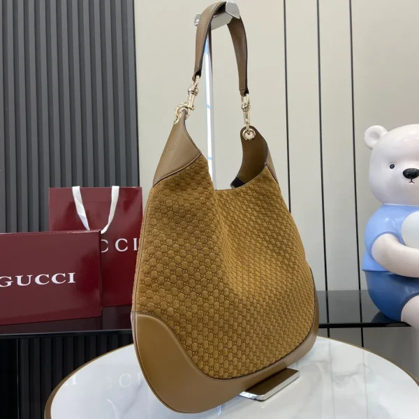 Gucci B large shoulder bag - Image 4