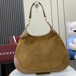 Gucci B large shoulder bag