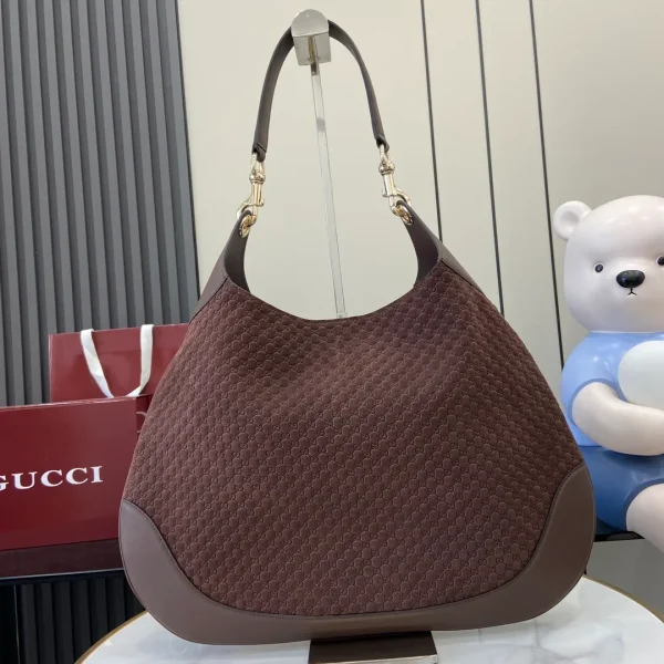 Gucci B large shoulder bag