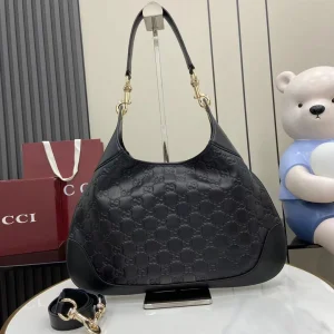 Gucci B large shoulder bag