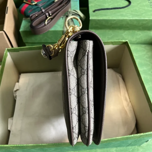 Gucci Blondie GG Supreme Shoulder Bag Medium - Image 5