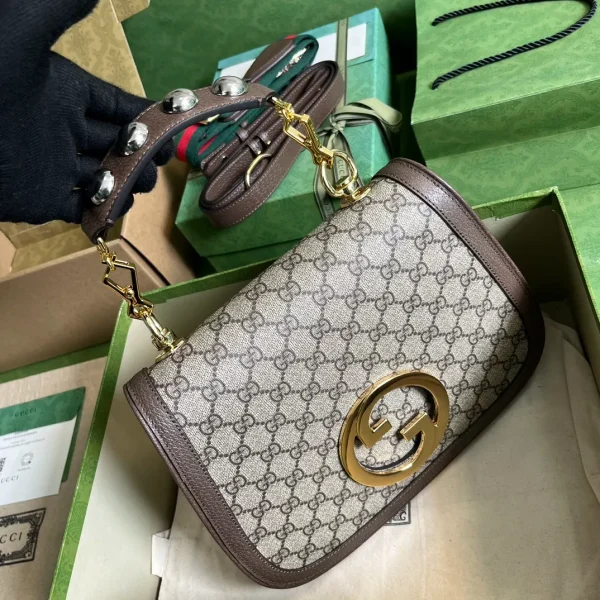 Gucci Blondie GG Supreme Shoulder Bag Medium - Image 7
