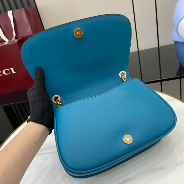 Gucci Blondie medium top - Image 10