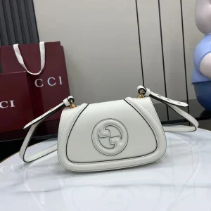 Gucci Blondie small shoulder bag