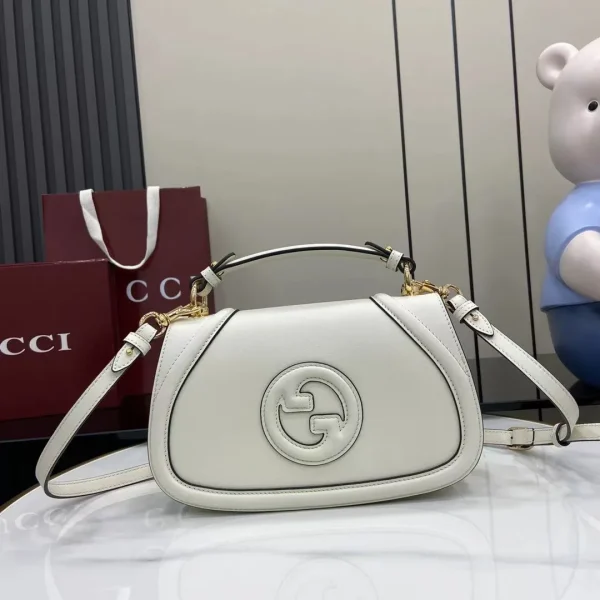 Gucci Blondie small shoulder bag in White Leathe