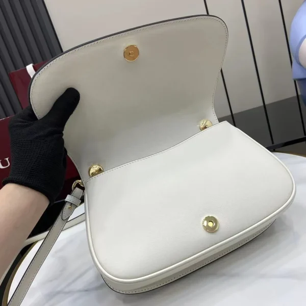 Gucci Blondie small shoulder bag in White Leathe - Image 8