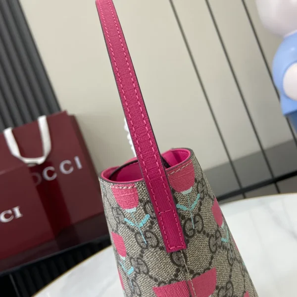 Gucci Children'S Gg Print Bagguette Bag Supreme - Image 11