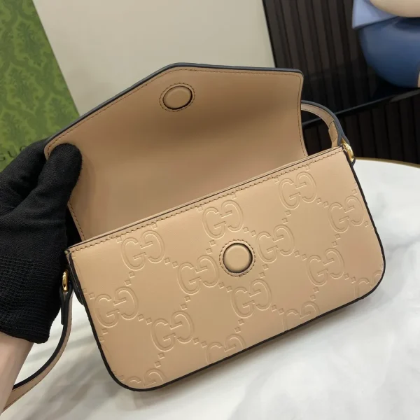 Gucci GG Super Mini Shoulder Bag - Image 8