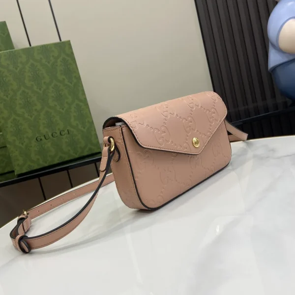 Gucci GG Super Mini Shoulder Bag - Image 4