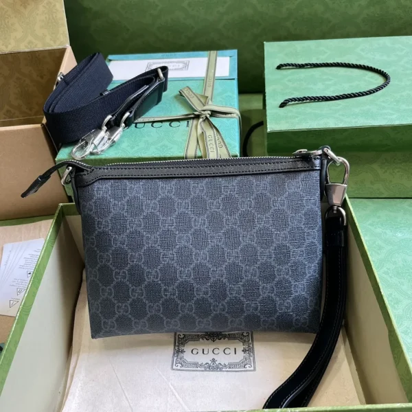 Gucci GG Supreme Shoulder Bag - Image 4