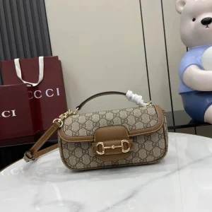 Gucci Horsebit 1955 Soft small top handle bag in Beige Brown