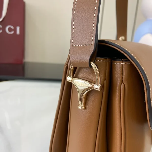 Gucci Horsebit 1955 medium shoulder bag in brown leather - Image 6