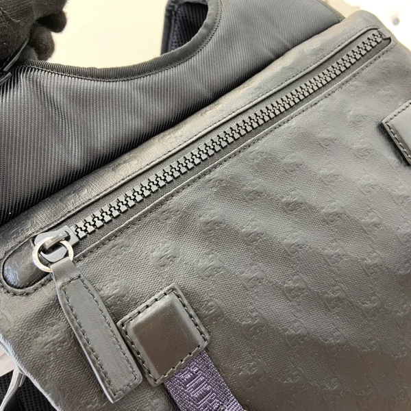 Gucci Interlocking G Crystal GG - Image 6