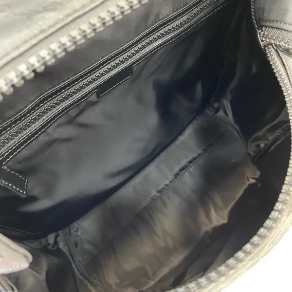 Gucci Interlocking G Crystal GG - Image 9