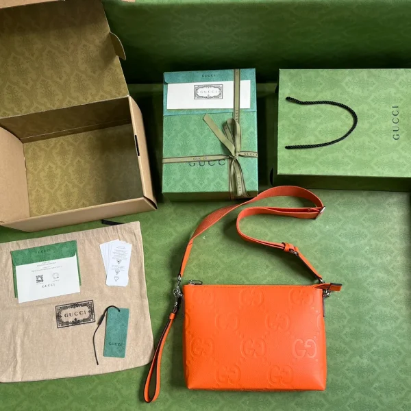 Gucci Jumbo Gg Medium Messenger Bag - Image 2