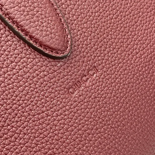 Gucci Medium Tote Bag With Hook Closure - Image 7