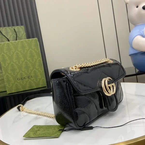 Gucci Small GG Marmont Shoulder Bag - Image 3