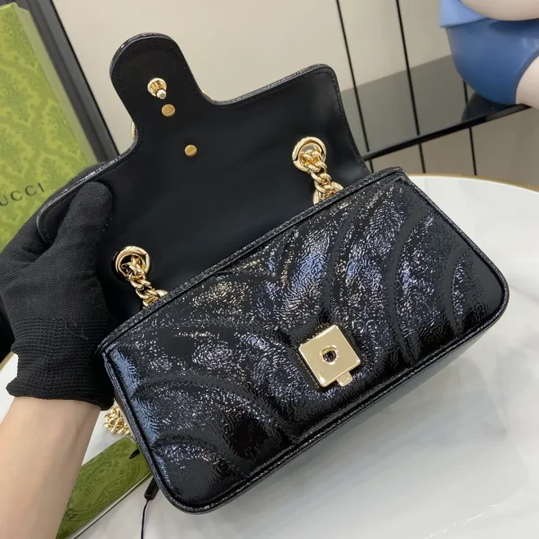 Gucci Small GG Marmont Shoulder Bag - Image 8