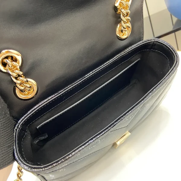 Gucci Small GG Marmont Shoulder Bag - Image 9