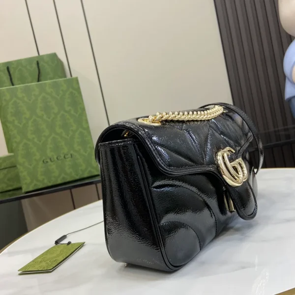 Gucci Small GG Marmont Shoulder Bag - Image 4