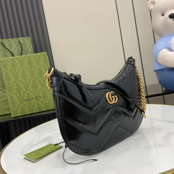 Gucci Small GG Marmont Shoulder Bag - Image 4