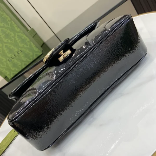 Gucci Small GG Marmont Shoulder Bag - Image 6