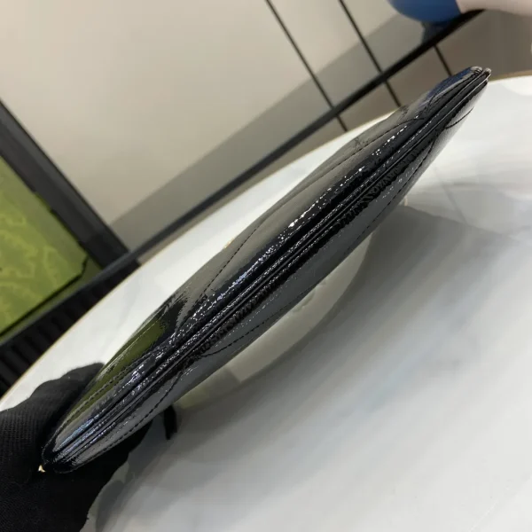 Gucci Small GG Marmont Shoulder Bag - Image 6