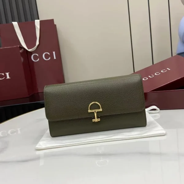 Gucci Softbit continental wallet in brown leather
