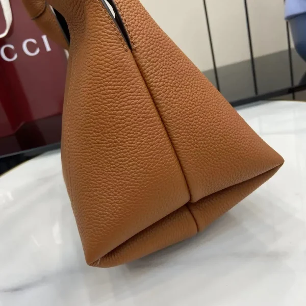 Gucci Softbit medium top handle bag - Image 8