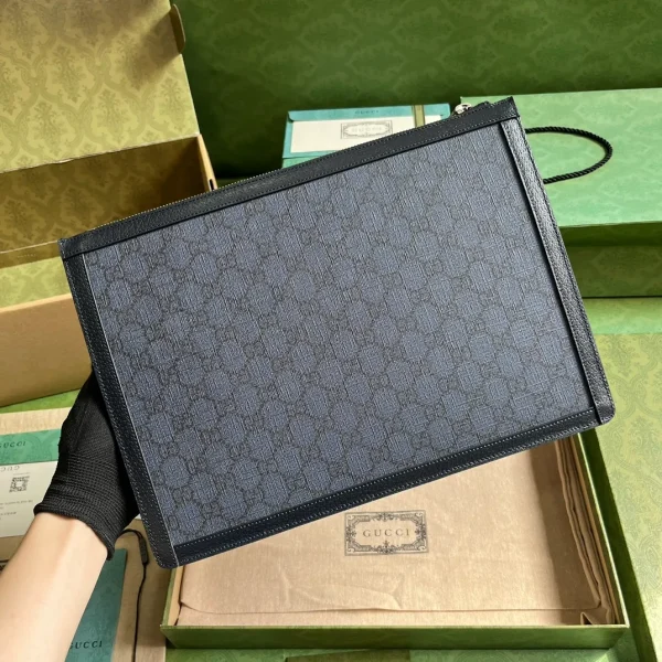 Gucci Supreme Interlocking G Messenger Bag - Image 3
