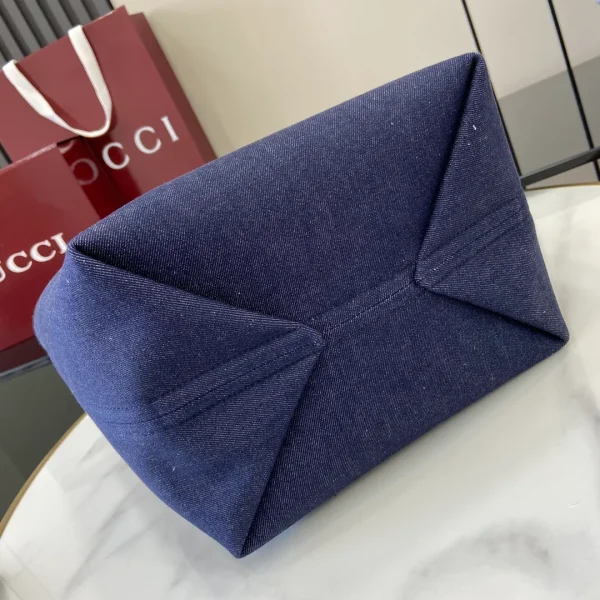 Gucci Totissima large reversible tote in Blue Fabric - Image 5