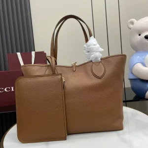 Gucci Totissima large reversible tote in Brown Leather