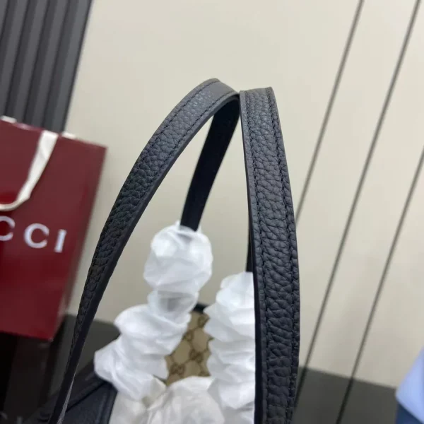 Gucci Totissima large reversible tote in black leather - Image 7
