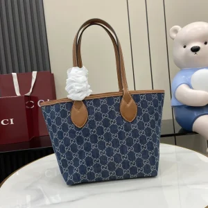 Gucci Totissima large tote bag