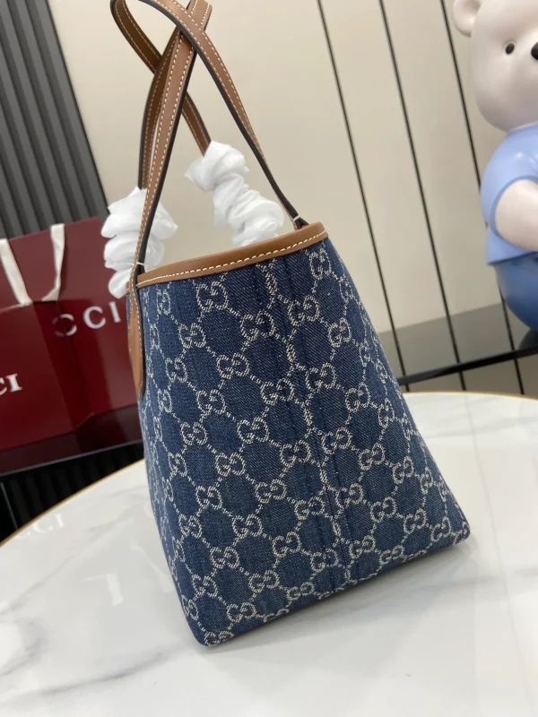 Gucci Totissima large tote bag - Image 9