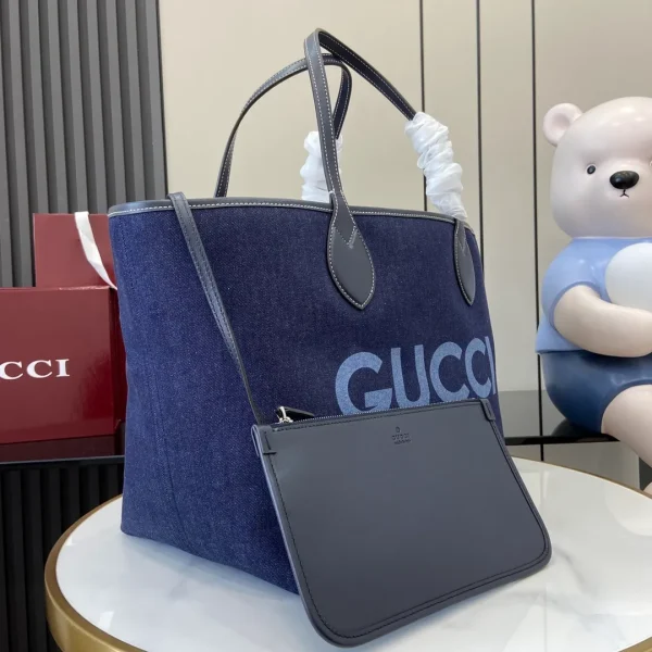 Gucci Totissima medium reversible tote in dark blue - Image 3