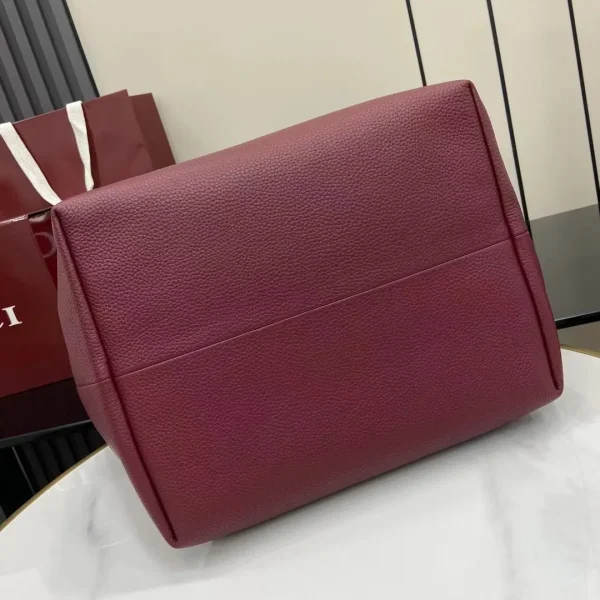 Gucci Totissima small reversible tote bag in Rosso Ancora red - Image 5