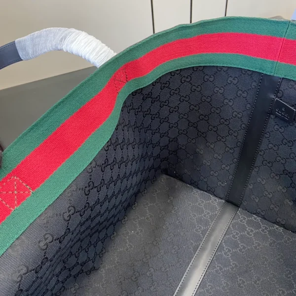 Gucci Totissima tote bag medium - Image 11