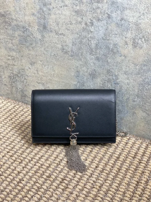 Replica Saint Laurent Gaby Quilted Leather Cosmetic Pouch