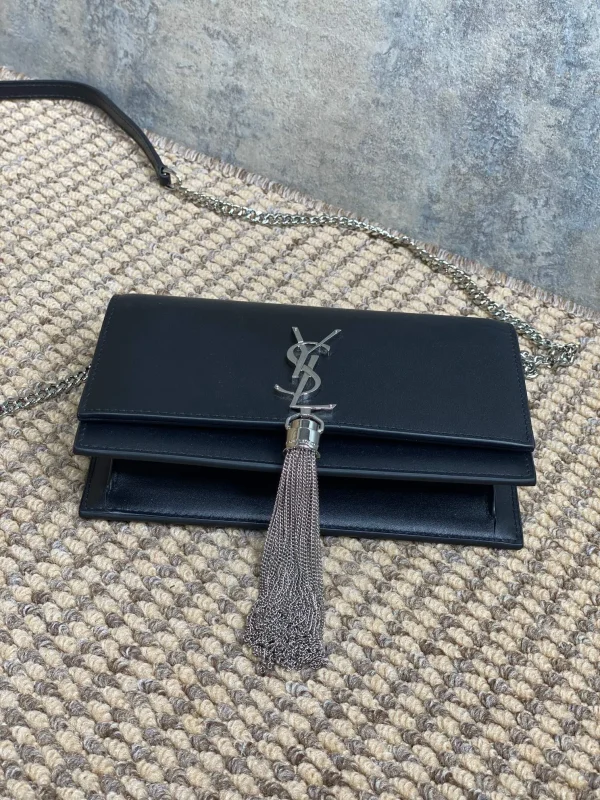 Replica Saint Laurent Gaby Quilted Leather Cosmetic Pouch - Image 6