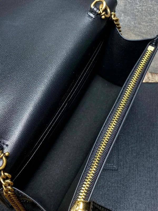Saint Laurent Black Patent Leather Small Kate Tassel Crossbody Bag - Image 2
