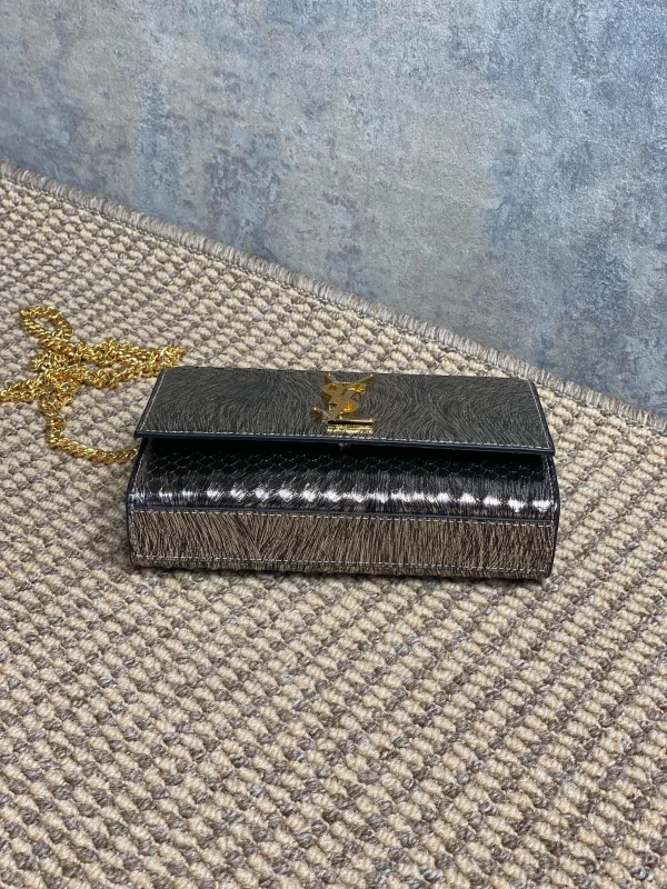 Saint Laurent Large Le 5 À 7 Suede Hobo Bag - Image 5