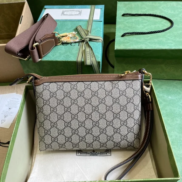 Gucci GG Supreme Shoulder Bag - Image 4