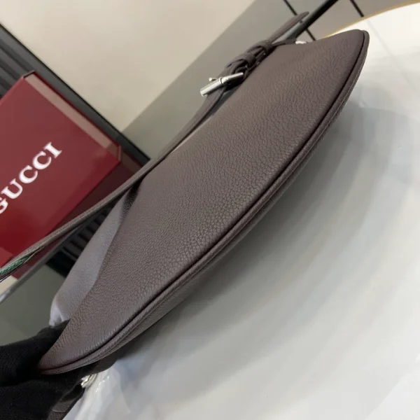 Gucci B large shoulder bag - Image 9