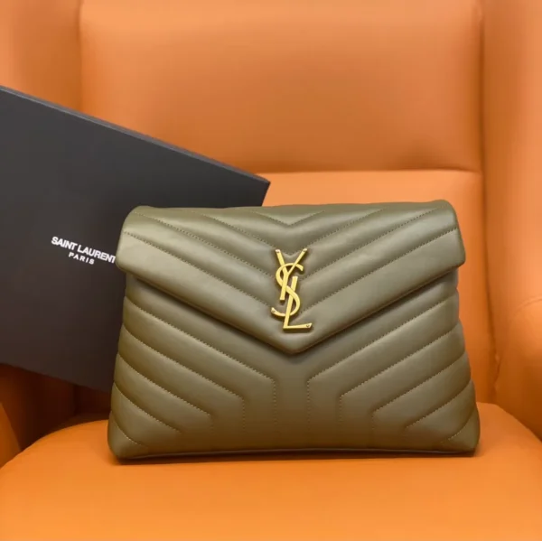 LOULOU medium in MATELASSÉ lambskin - Image 3