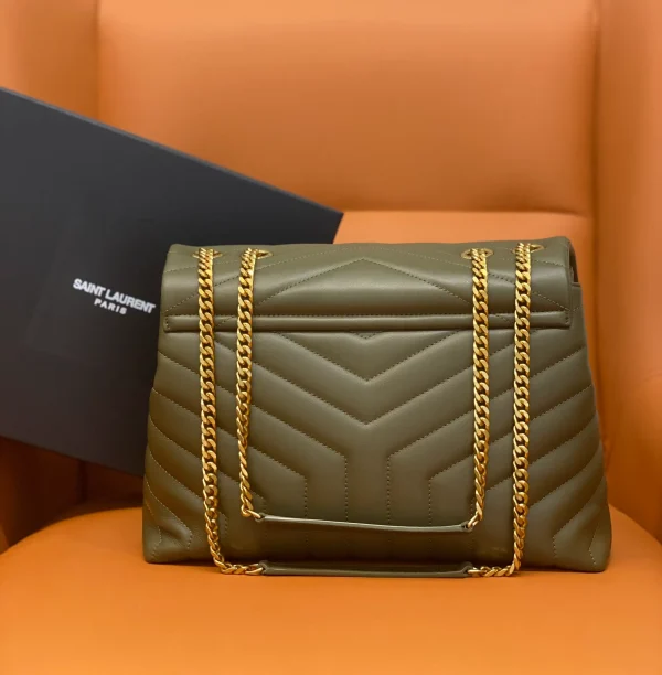 LOULOU medium in MATELASSÉ lambskin - Image 9